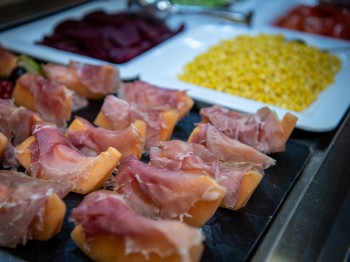 starter buffet