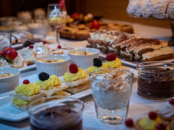 dessert buffet