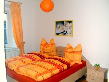 Großes Schlafzimmer in der großen Fewo