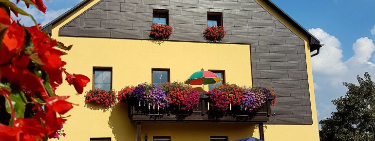 Seitenansicht des Hauses
