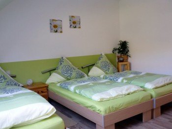 Schlafzimmer kleine Fewo