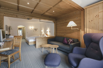 Wohnschlafzimmer de luxe mit Balkon
