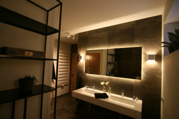 Souterrain | Wellness mit Sauna und zwei Wasserfall Dusche