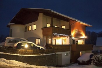 Apart Bianca in winterlicher Abendstimmung ;)