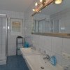 großes Badezimmer