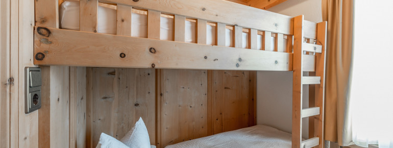 Appartement Nummer 11 - kleines Zimmer mit Stockbetten