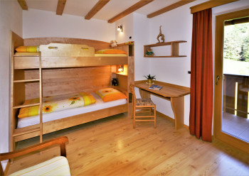 Juniorzimmer mit 2 Meter Betten