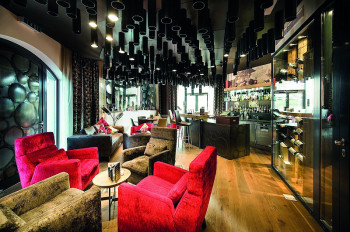 Lions Lounge