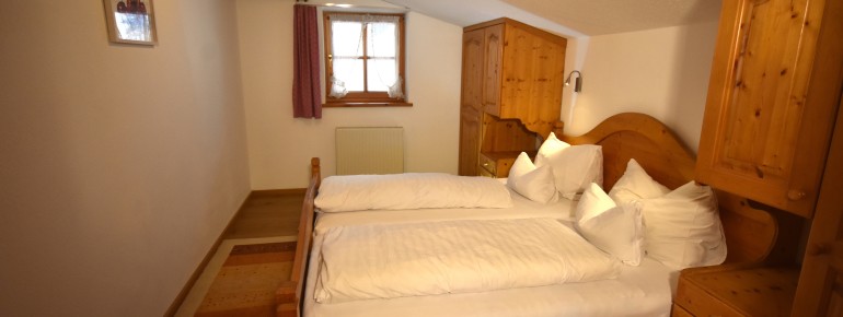 App Galzig Schlafzimmer 2