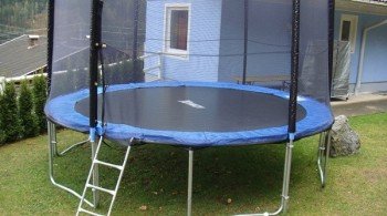 Trampoline
