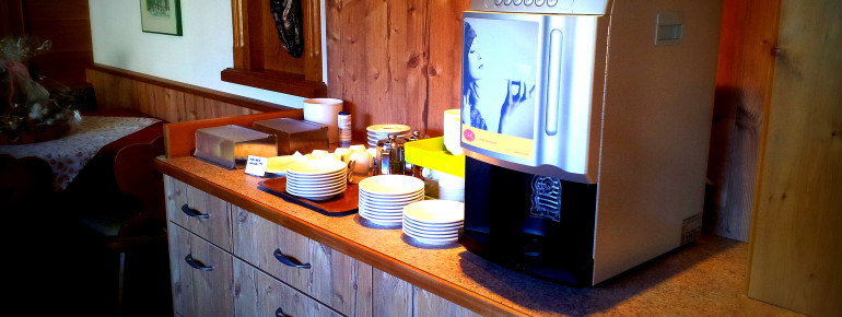 Frühstücksbuffet vom B&B Appartements Glungezer in Tulfes