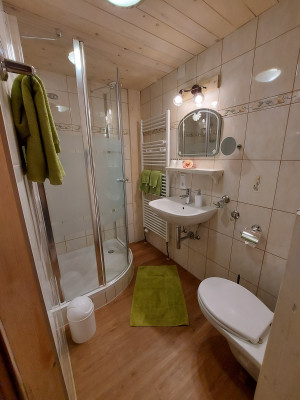 Badezimmer der Ferienwohnung " GUFFERTBLICK "