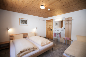 Dreibettzimmer