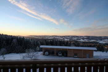 morgentlicher Ausblick vom Balkon