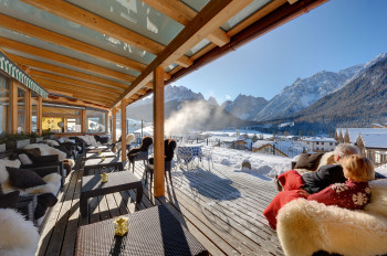 Terrasse mit Bergblick
