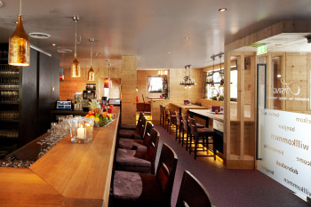 finSING Lounge Bar