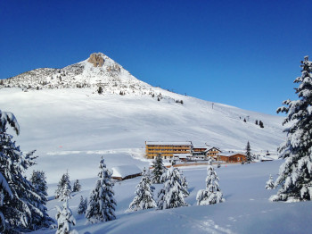 Hotel im Winter