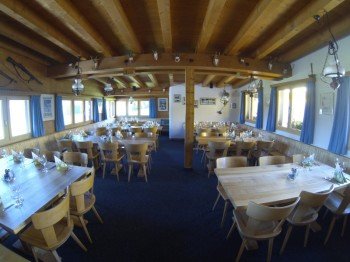 Restaurant hinten