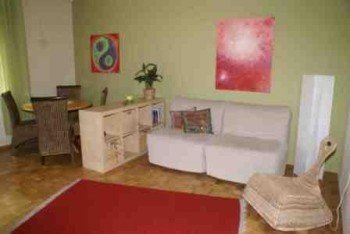 Wohnzimmer mit Schlafmöglichkeit