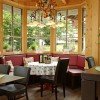 freundliches Ambiente im Wintergarten