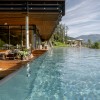 Auch im Sommer lässt es sich am Infinity-Pool toll entspannen.