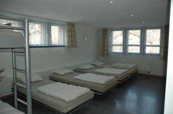 6 Betten-Zimmer im Neubau