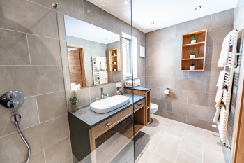 Badezimmer mit Dusche Type 3 Superior Plus / Type 7 Superior