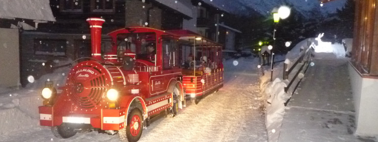 Bus zur Skipiste direkt vor dem Hotel