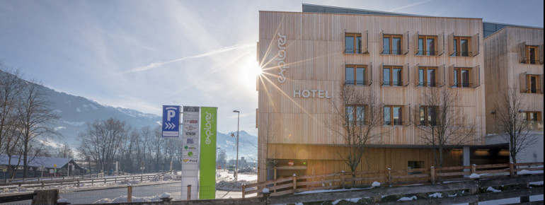 Das Explorer Hotel Zillertal in Kaltenbach im Winter