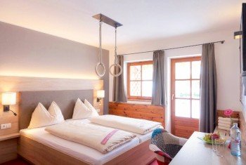 Doppelzimmer "Classic" im Haupthaus