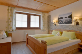 Ferienwohnung Abendrot / Dreibettzimmer