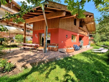 Terrasse und Garten