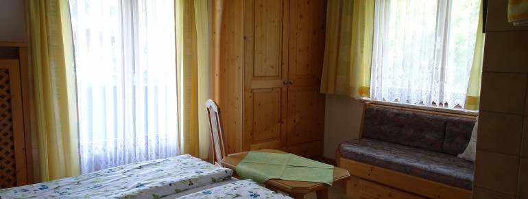 Doppelzimmer m.Du/WC im 1. Stock