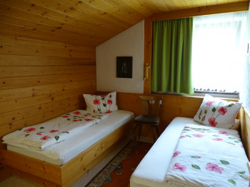 2 Bettzimmer im 2. Stock