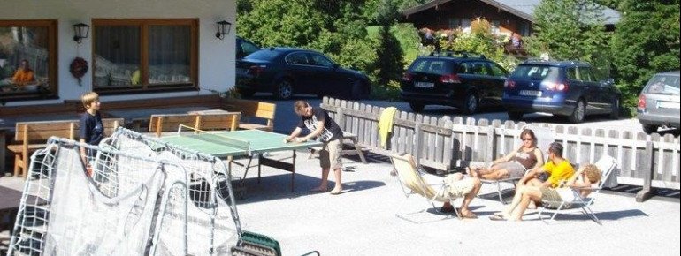 Spiel und Liegeplatz