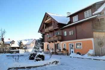 Unser Ferienhaus mit Skiraum