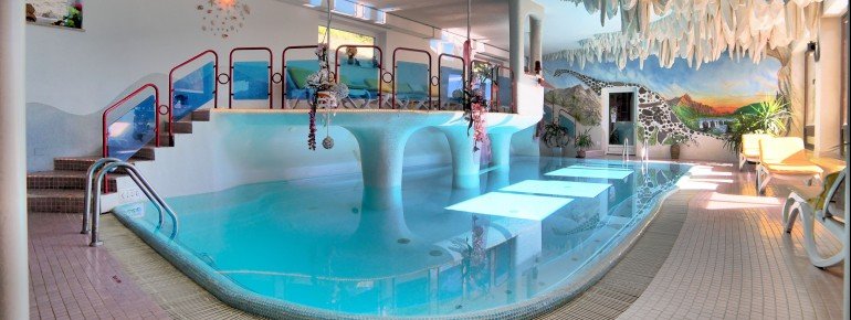 Hallenbad