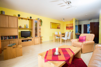 das Wohnzimmer