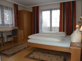 Zimmer 1 Ferienwohnung Edelweiss
