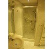 Das Bad in der Ferienwohnung ist mit einer Dusche ausgestattet