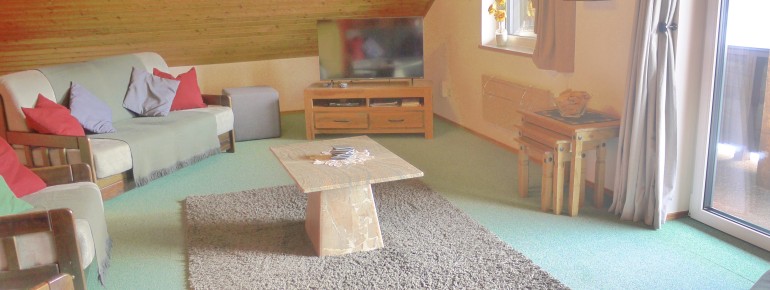 Schön eingerichtetes Wohnzimmer