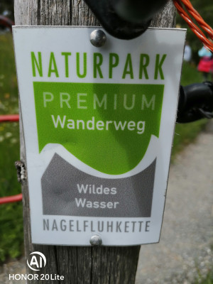 Es gibt sehr viele Wanderwege rund um die Nagelfluhkette