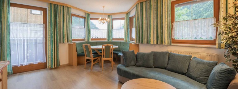 grosses Esswohnzimmer