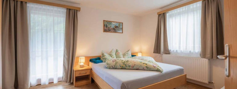 Doppelzimmer mit Balkon