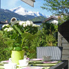 Frühstück mit Bergblick