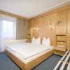 Die Schlafzimmer haben 2-3 Betten und Alergikerbettwäsche.