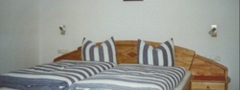 Schlafzimmer Wohnung 2