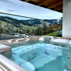 Whirlpool - Penthouse
