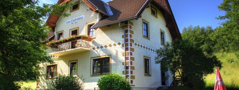 Villa Löcker ***