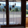 Balkon mit Ausblick auf die Berge